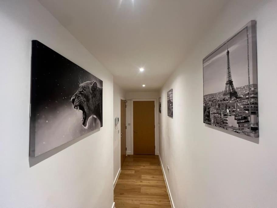 2 Bed Corner Apartment With Gym Manchester Exterior photo